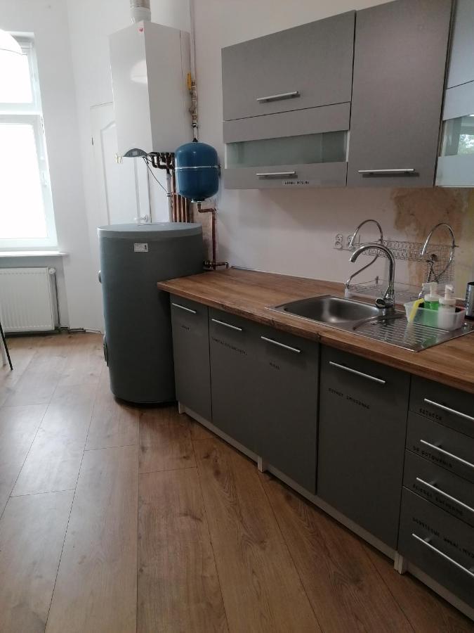 Hostel Tulip - Pokoj Jednoosobowy Nr 3 Ze Wspolna Lazienka I Kuchnia Szczecin Buitenkant foto