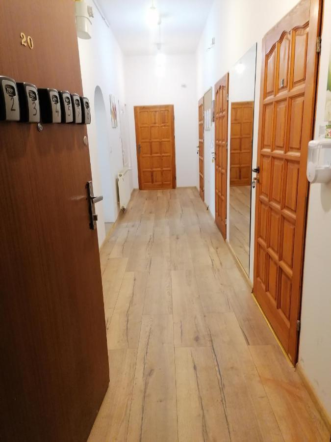 Hostel Tulip - Pokoj Jednoosobowy Nr 3 Ze Wspolna Lazienka I Kuchnia Szczecin Buitenkant foto