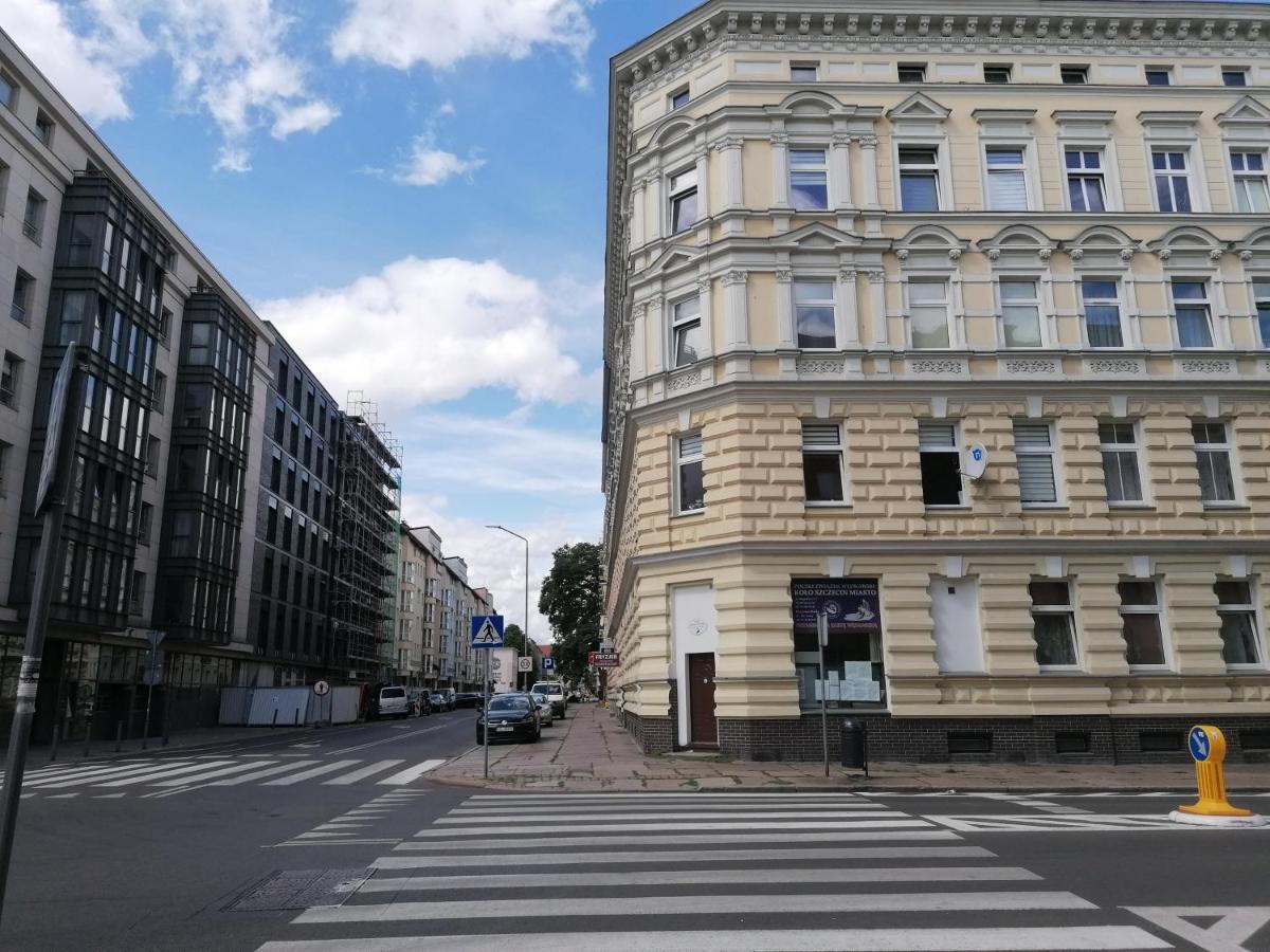 Hostel Tulip - Pokoj Jednoosobowy Nr 3 Ze Wspolna Lazienka I Kuchnia Szczecin Buitenkant foto