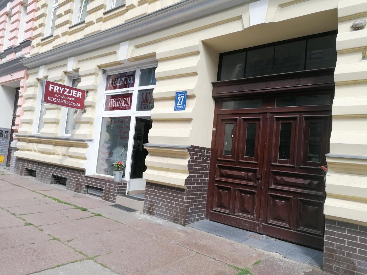 Hostel Tulip - Pokoj Jednoosobowy Nr 3 Ze Wspolna Lazienka I Kuchnia Szczecin Buitenkant foto